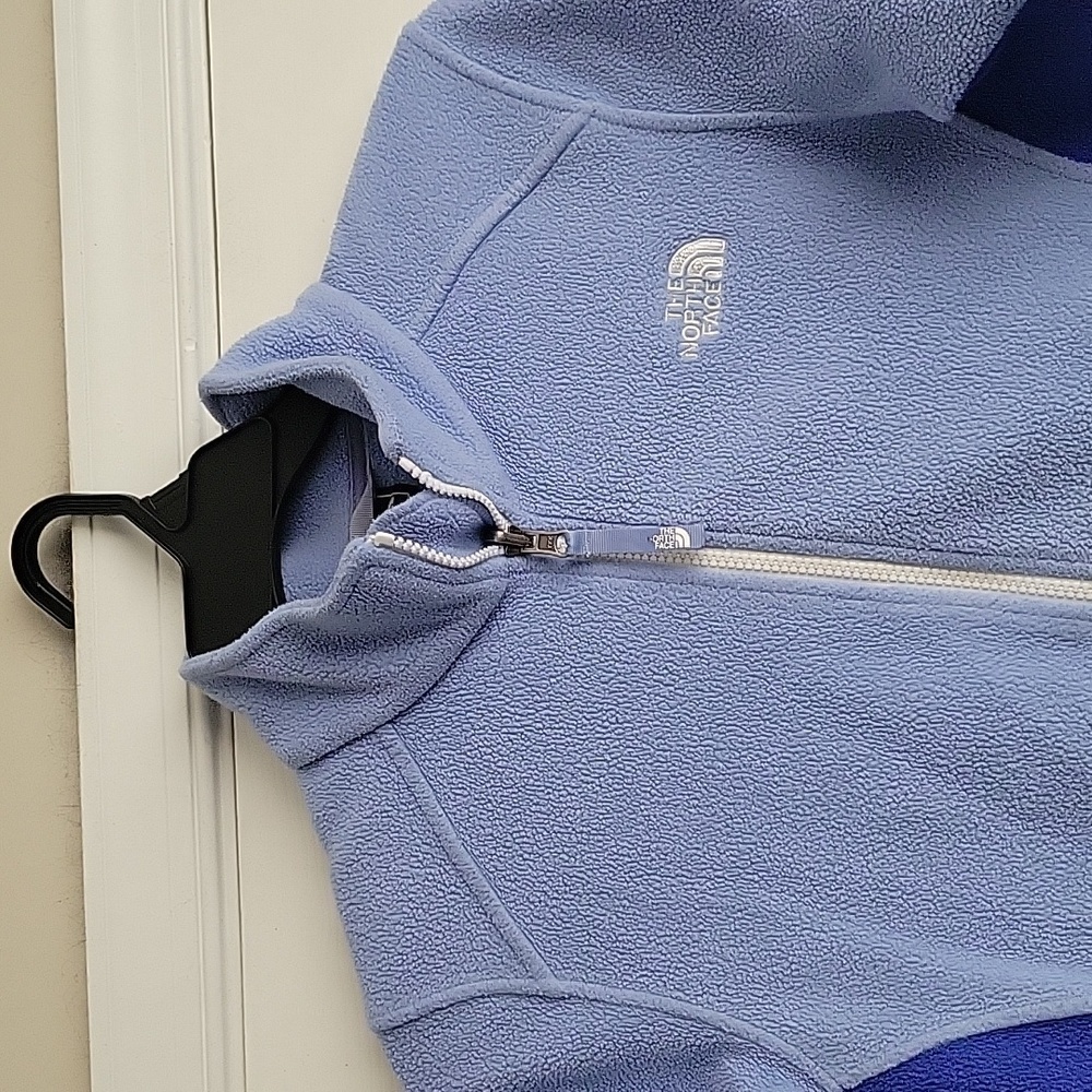 The North Face Full-Zip Girl's Fleece Jacket - Picture 6 of 13
